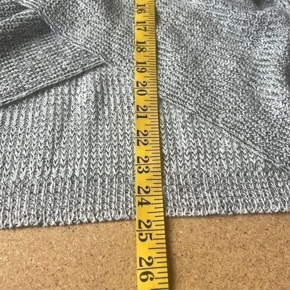 Astr The Label Gray Wrap Front Knit Sweater Lightweight Long Sleeve Womens Sz S - Picture 8 of 8